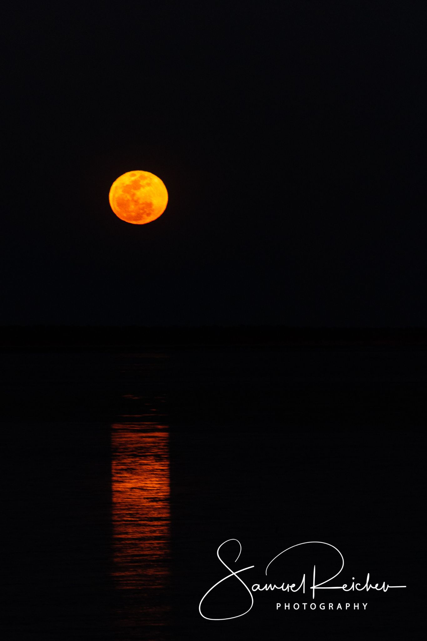 Red Moon
